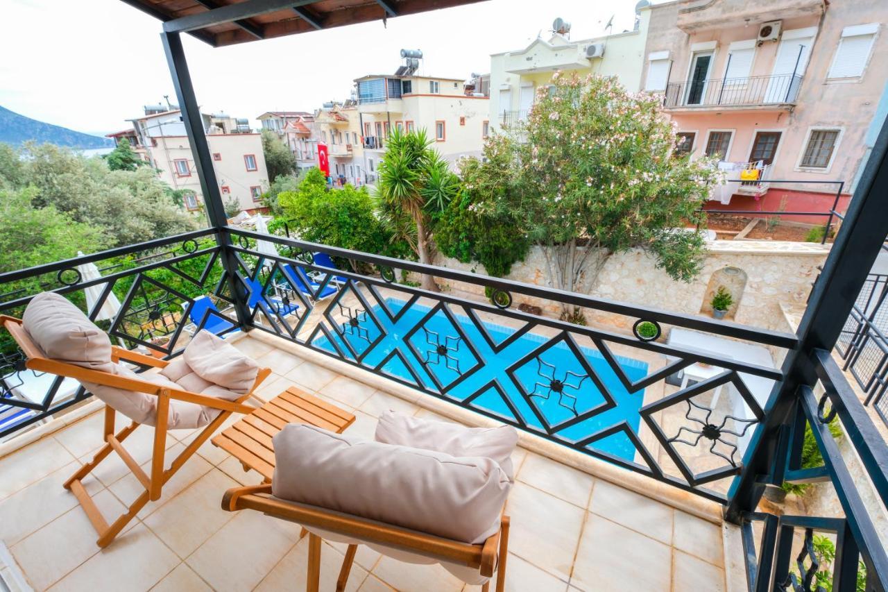 Yigit Apart Kalkan Bagian luar foto