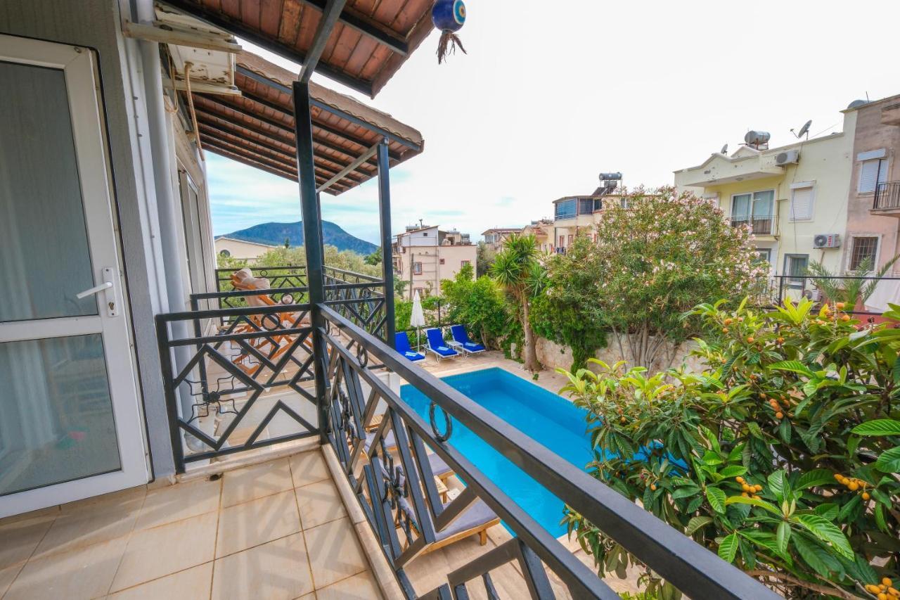 Yigit Apart Kalkan Bagian luar foto
