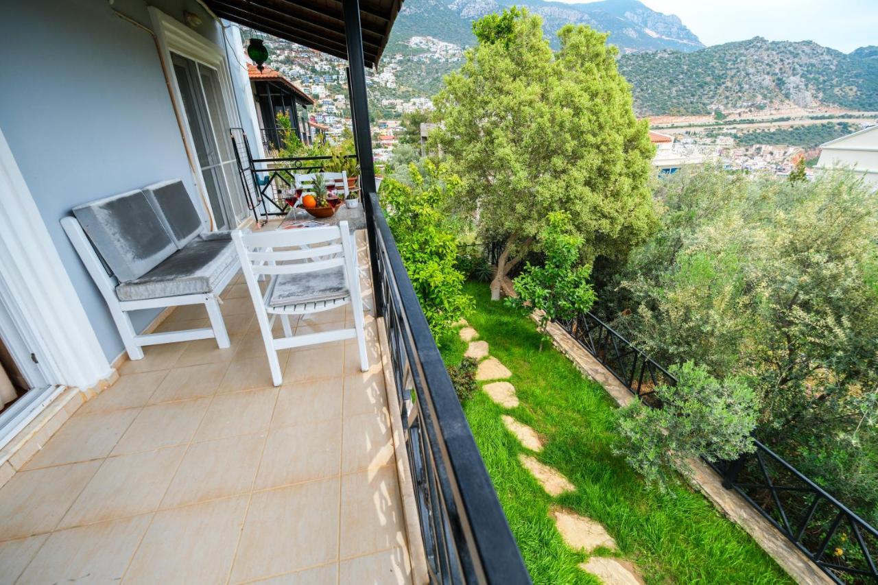 Yigit Apart Kalkan Bagian luar foto